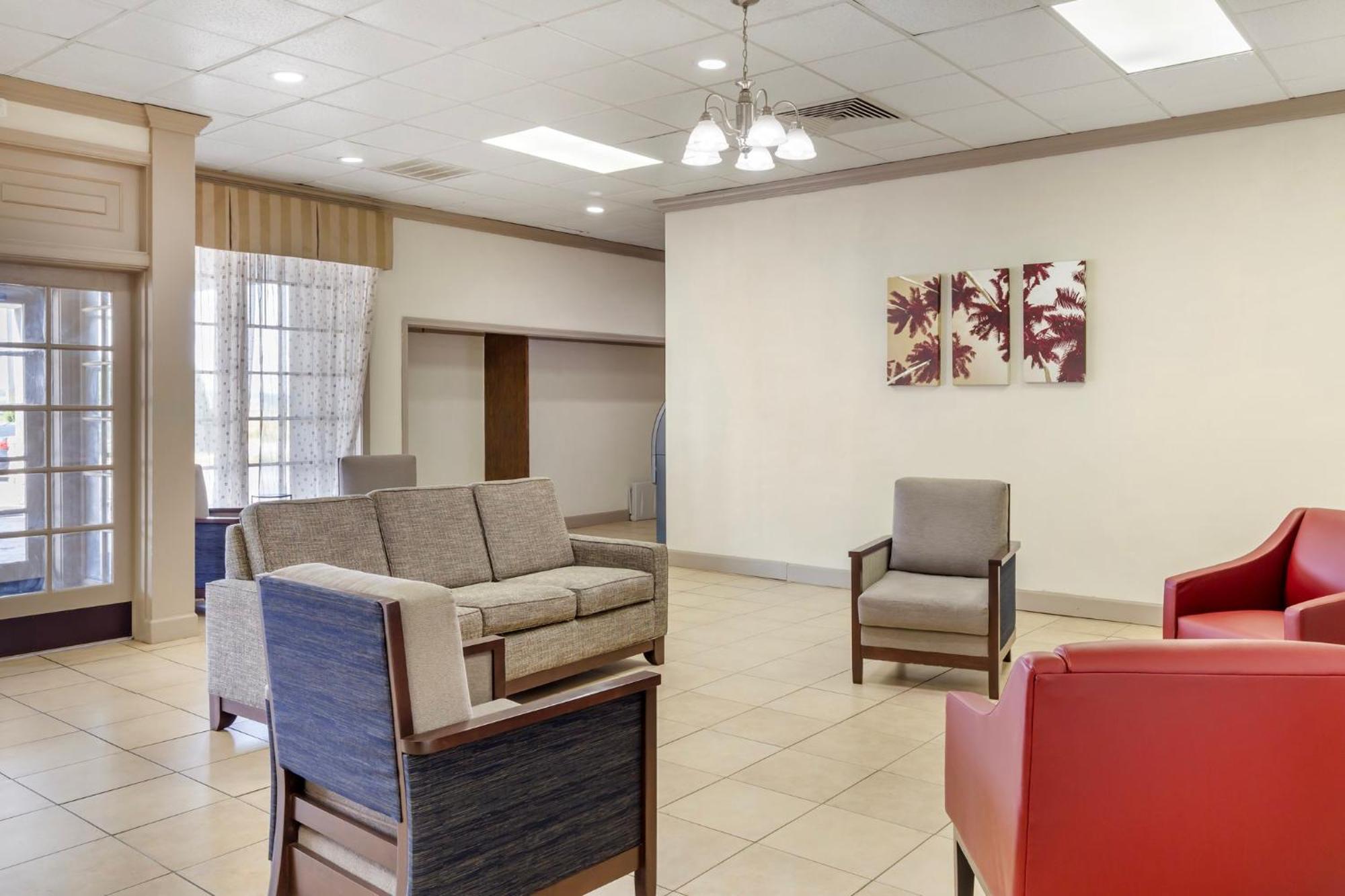 Red Roof Inn Dunn Exterior photo